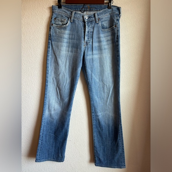 7 For All Mankind The Standard Bootcut Medium Wash Button Fly Jeans 30x31 - Picture 1 of 9